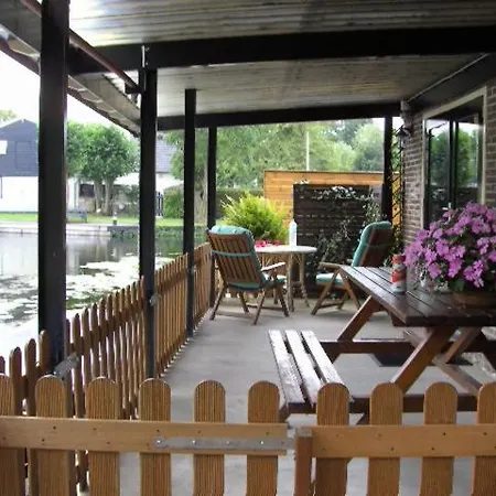 Atelier Aan Het Water דירה